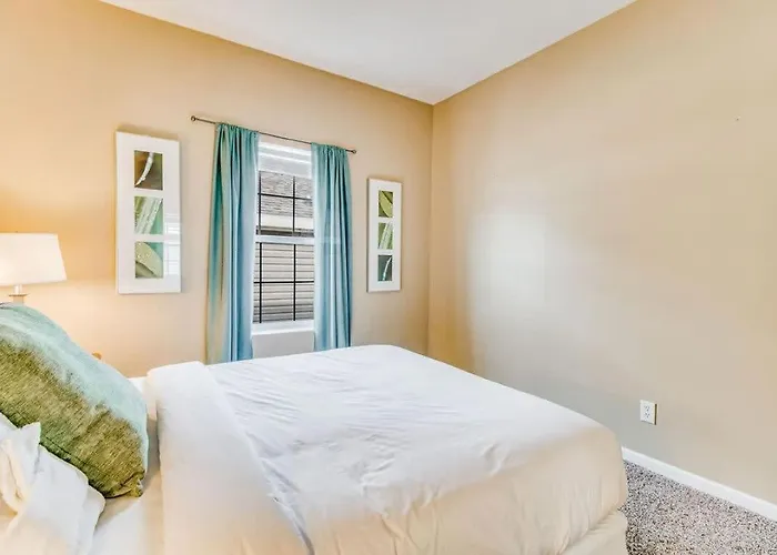 Holiday home Cam's Coastal Cottage- Nas Pensacola, Close To