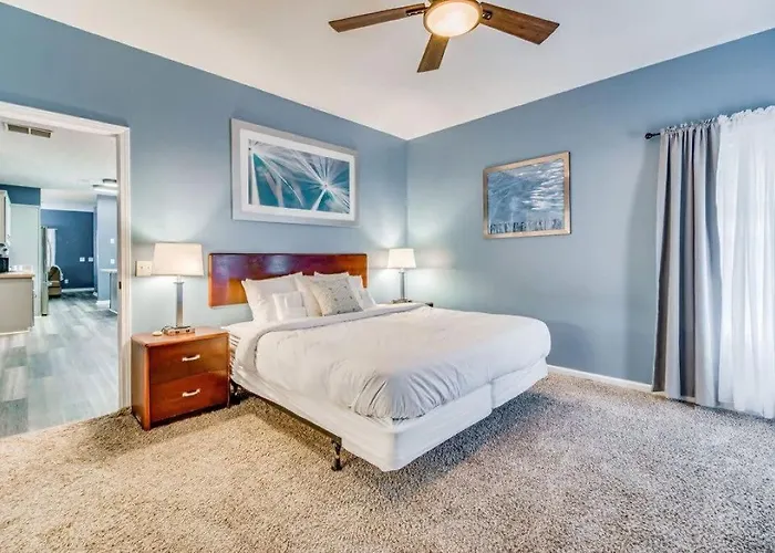 Cam's Coastal Cottage- Nas Pensacola, Close To Holiday home Pensacola